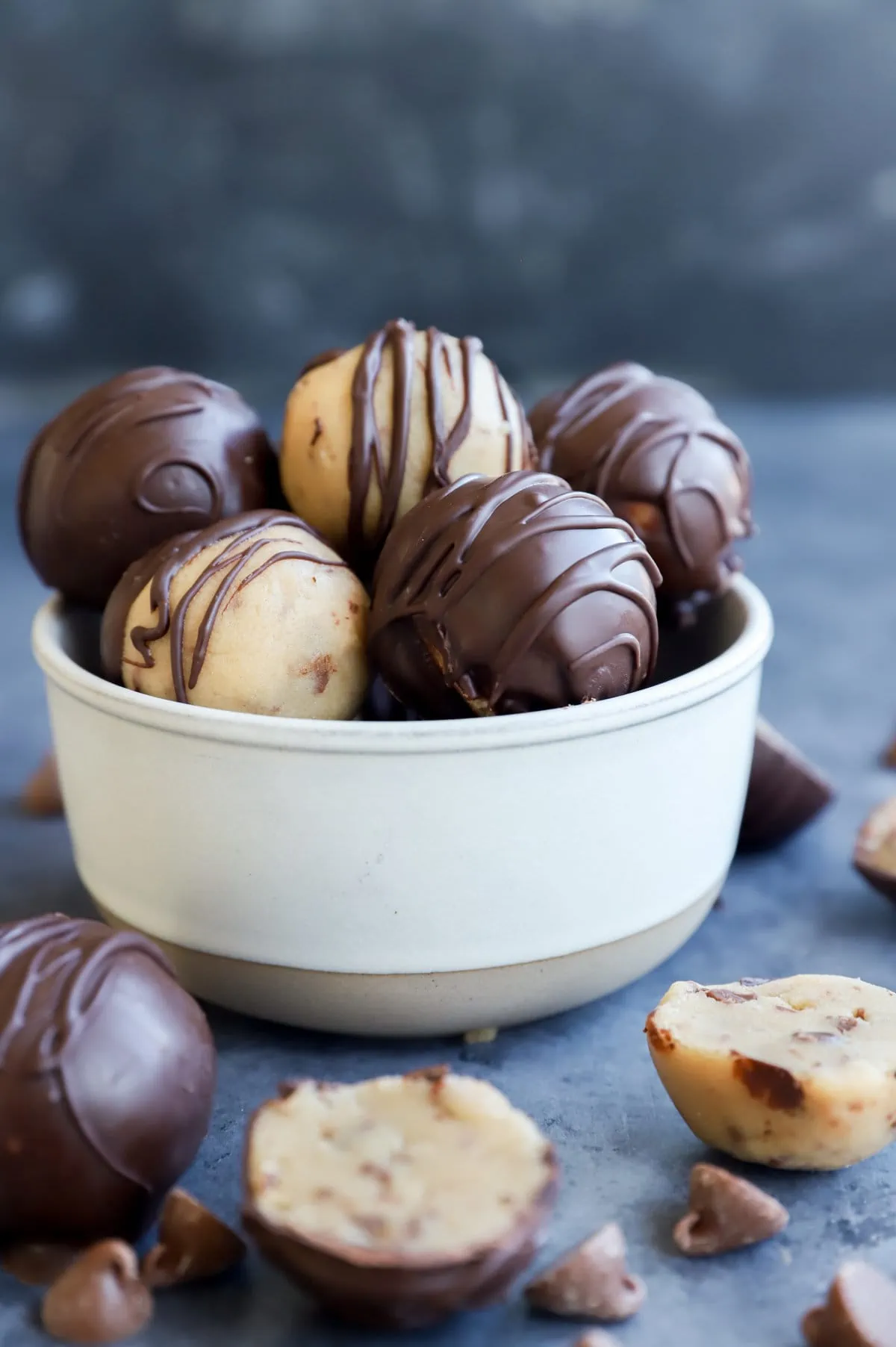 easy chocolate truffles image in bowl