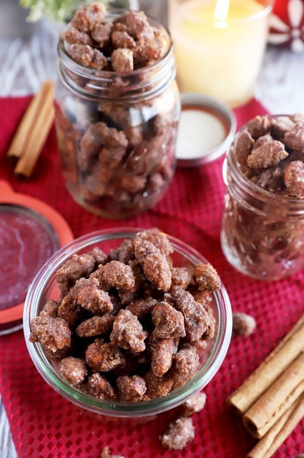 cinnamon almonds in jars image