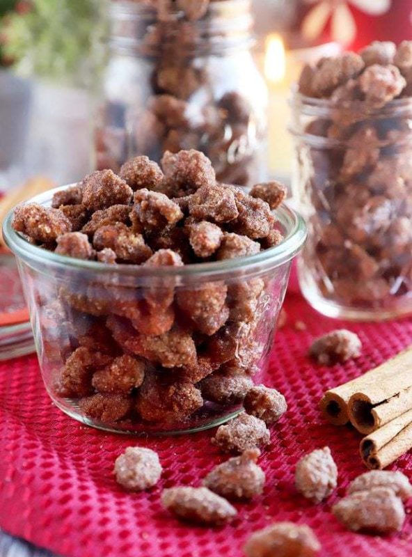 Crockpot cinnamon almonds in jars