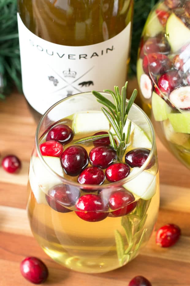 Christmas Sangria | cakenknife.com