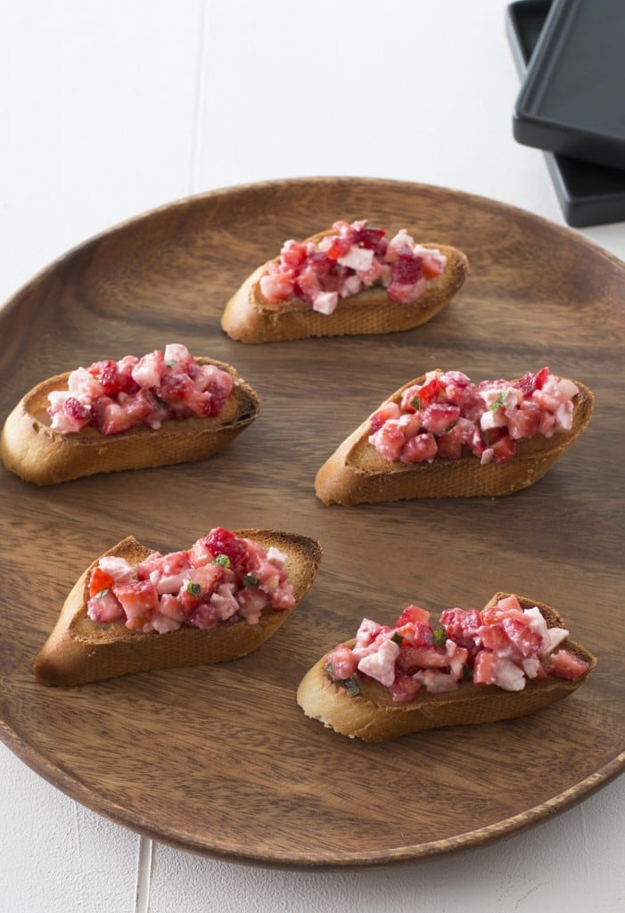 Strawberry Crostini_3