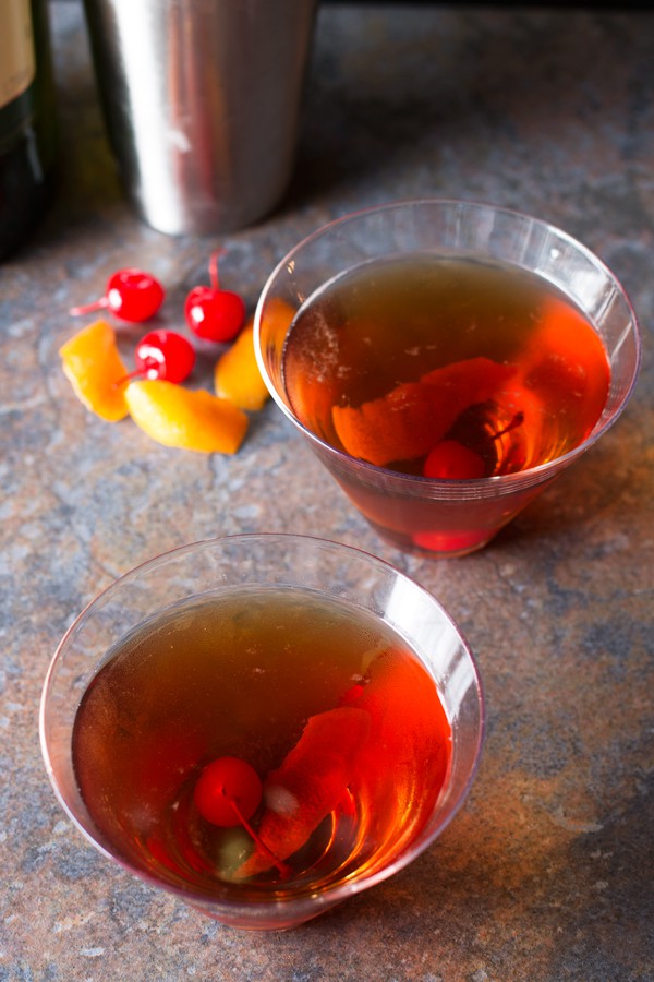 Jameson Manhattan Cake 'n Knife