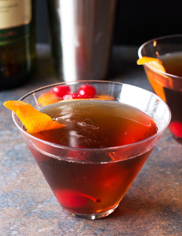 Jameson Manhattan Cake 'n Knife