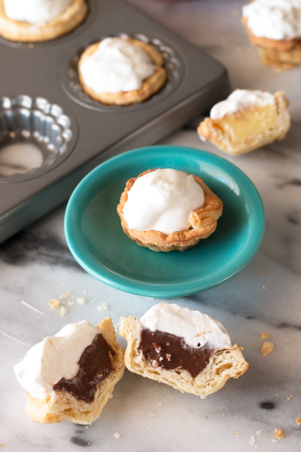 Mini Cream Pies with 3 fun flavors | cakenknife.com