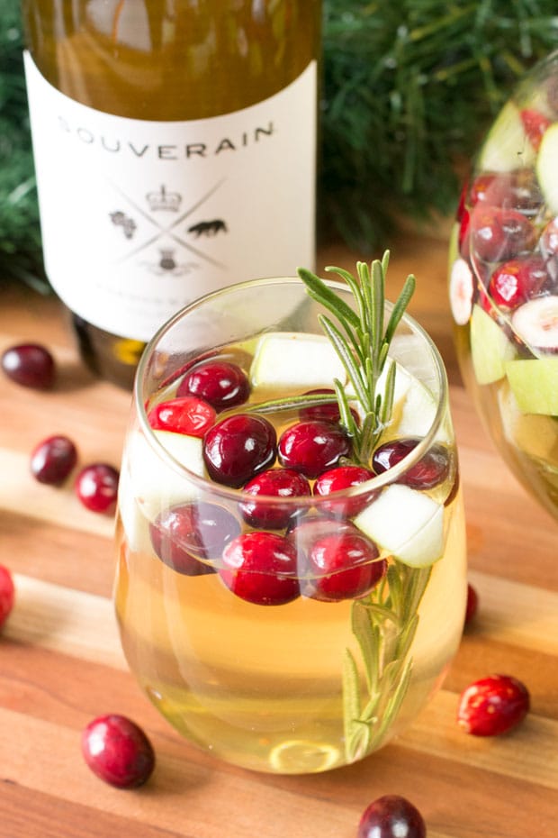Christmas Sangria | cakenknife.com