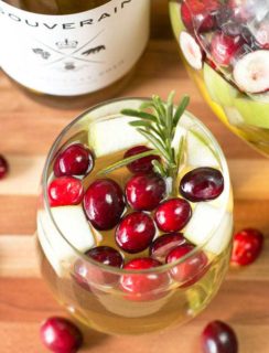 Christmas Sangria | cakenknife.com