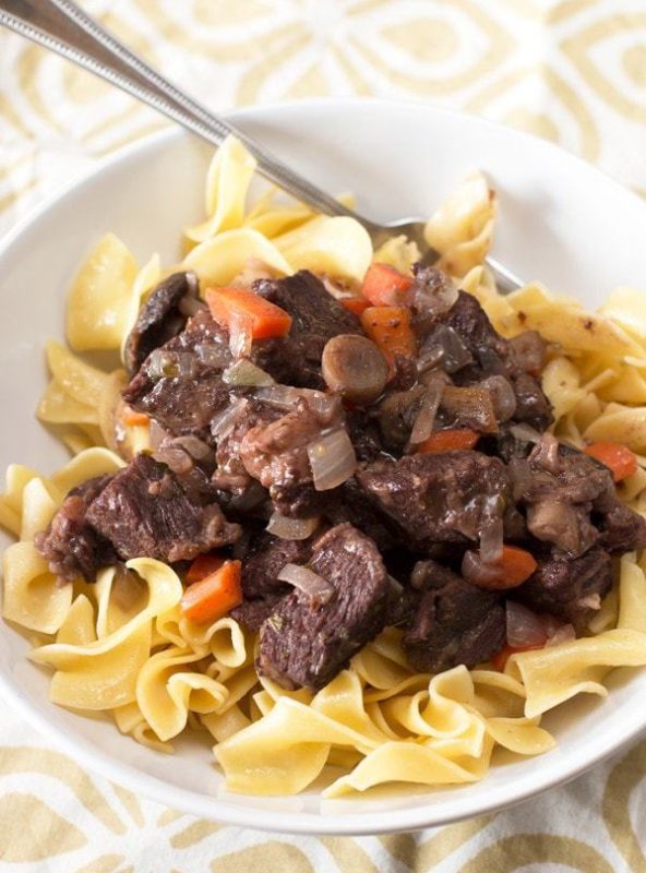 Braised Short Rib Stew with Red Wine & Mushrooms | cakenknife.com