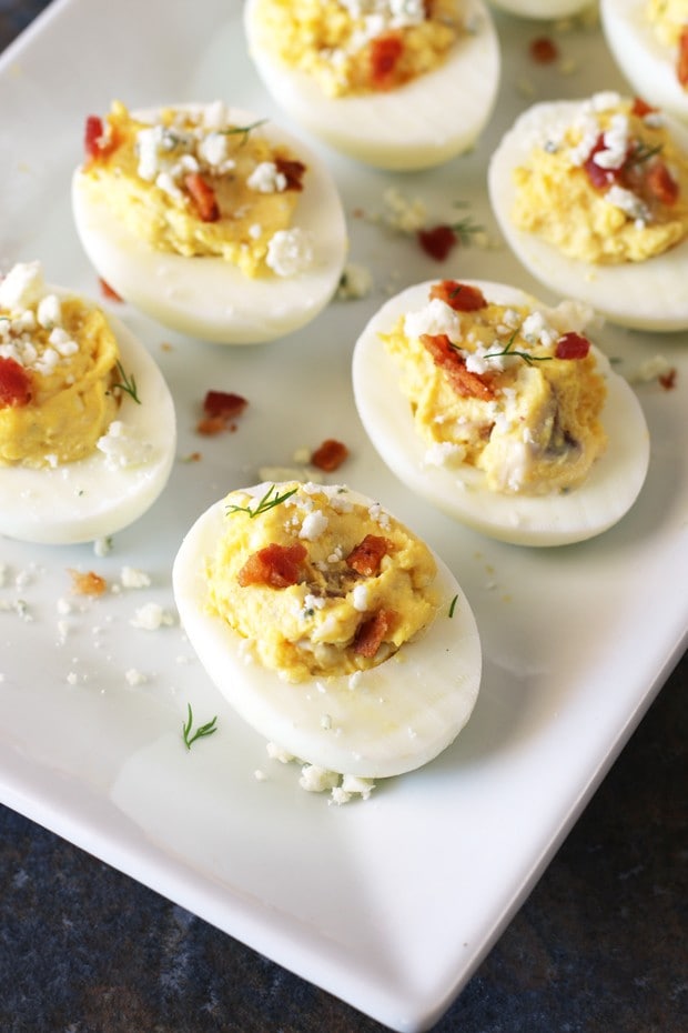 Bacon and Blue Deviled Eggs | cakenknife.com