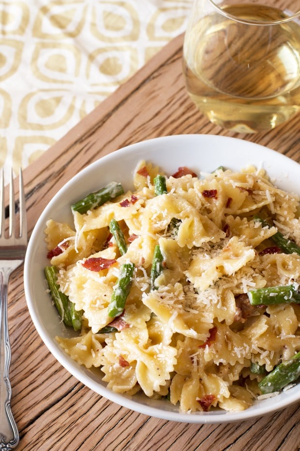 Creamy Brown Butter Farfalle with Asparagus and Crispy Prosciutto | cakenknife.com