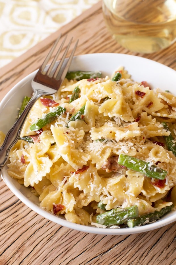 Creamy Brown Butter Farfalle with Asparagus and Crispy Prosciutto | cakenknife.com