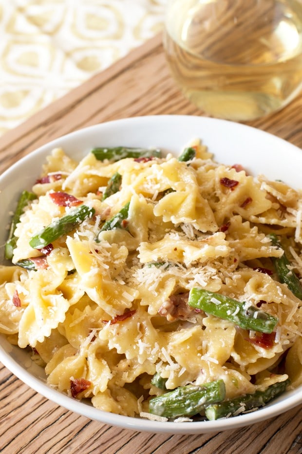 Creamy Brown Butter Farfalle with Asparagus and Crispy Prosciutto | cakenknife.com