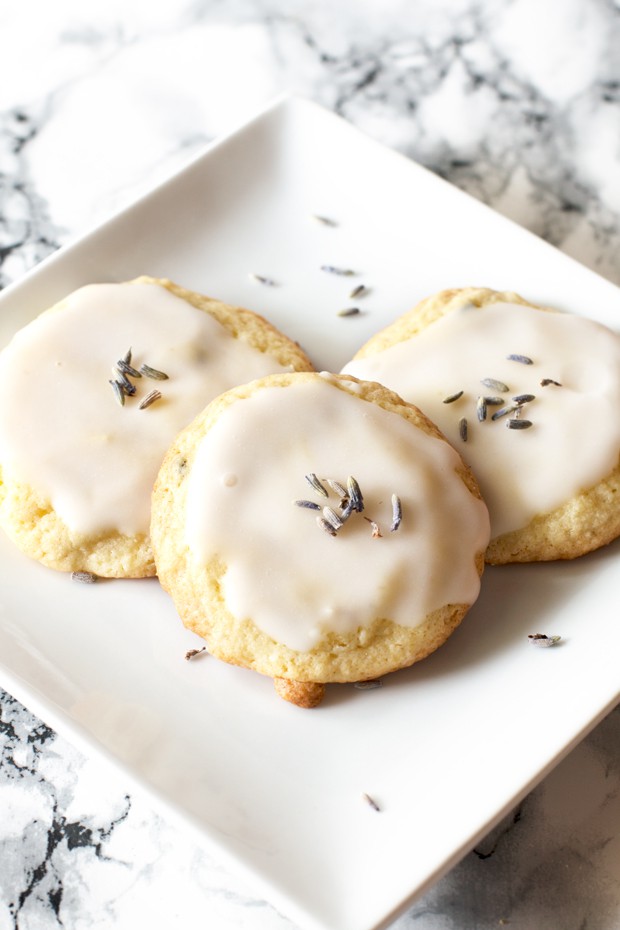 Grandma's Lavender Cookies | cakenknife.com