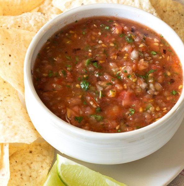 Charred Tomato Salsa | cakenknife.com