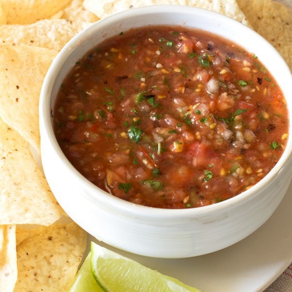 Charred Tomato Salsa | cakenknife.com