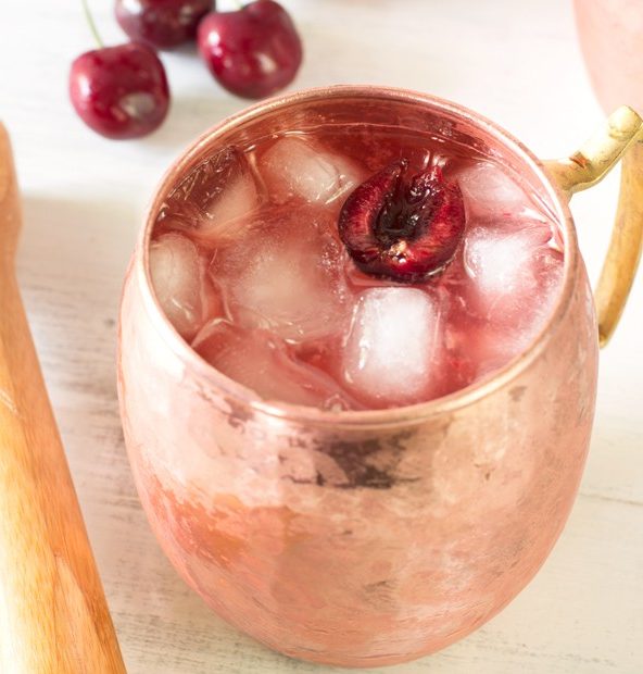 Very Cherry Moscow Mule | cakenknife.com