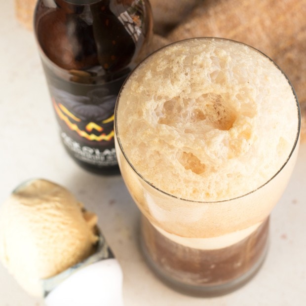 Pumpkin Stout Float | cakenknife.com