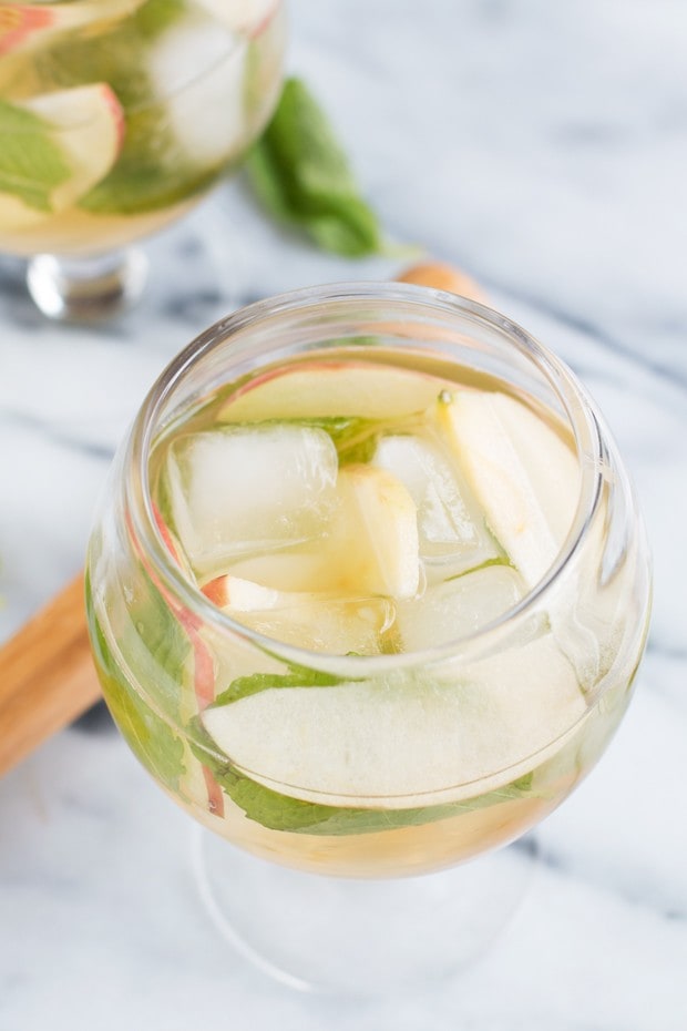 Apple Mojito Recipe | cakenknife.com