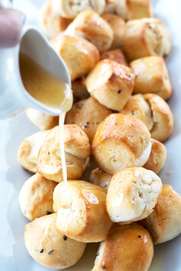 Garlic Bread Bites with Honey Butter Recipe | cakenknife.com 