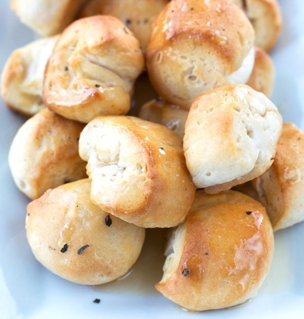 Garlic Bread Bites with Honey Butter Recipe | cakenknife.com