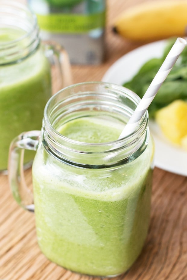 Tropical Green Smoothie Recipe | cakenknife.com