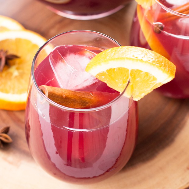 Big Batch Holiday Sangria | cakenknife.com