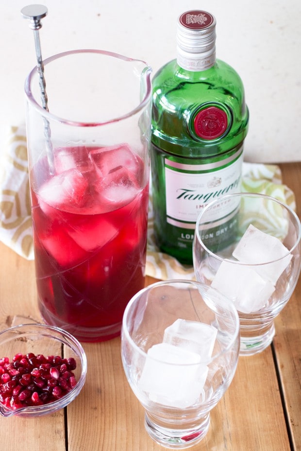 Pomegranate Negroni | cakenknife.com