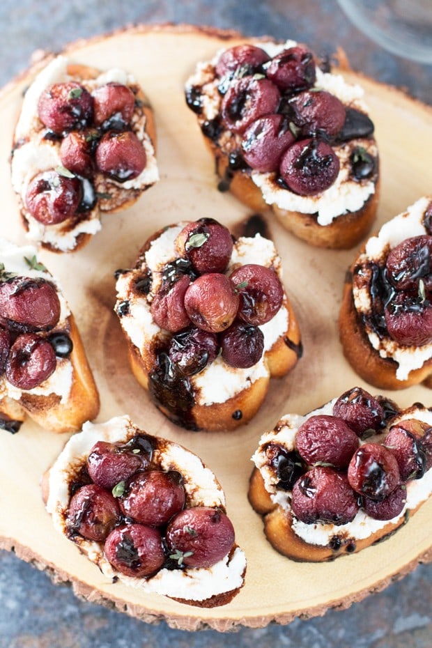 Roasted Grape & Balsamic Crostini | cakenknife.com