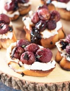 Roasted Grape & Balsamic Crostini | cakenknife.com