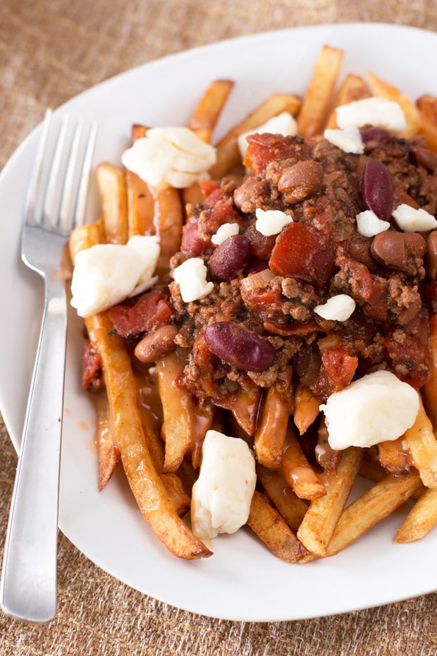 Black Porter Chili Poutine Recipe | cakenknife.com