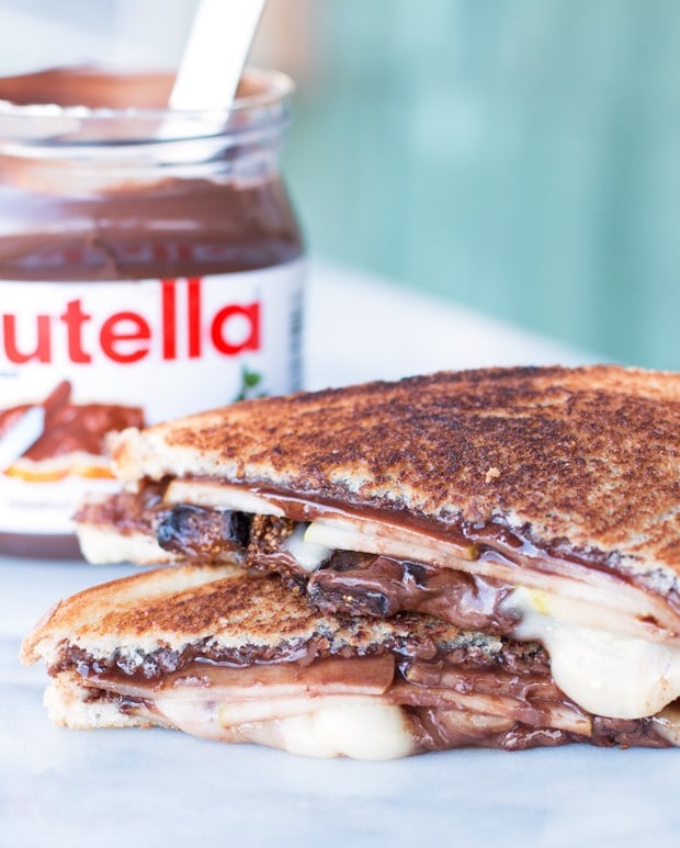 Grilled Nutella, Brie, Pear & Fig Sandwich | cakenknife.com