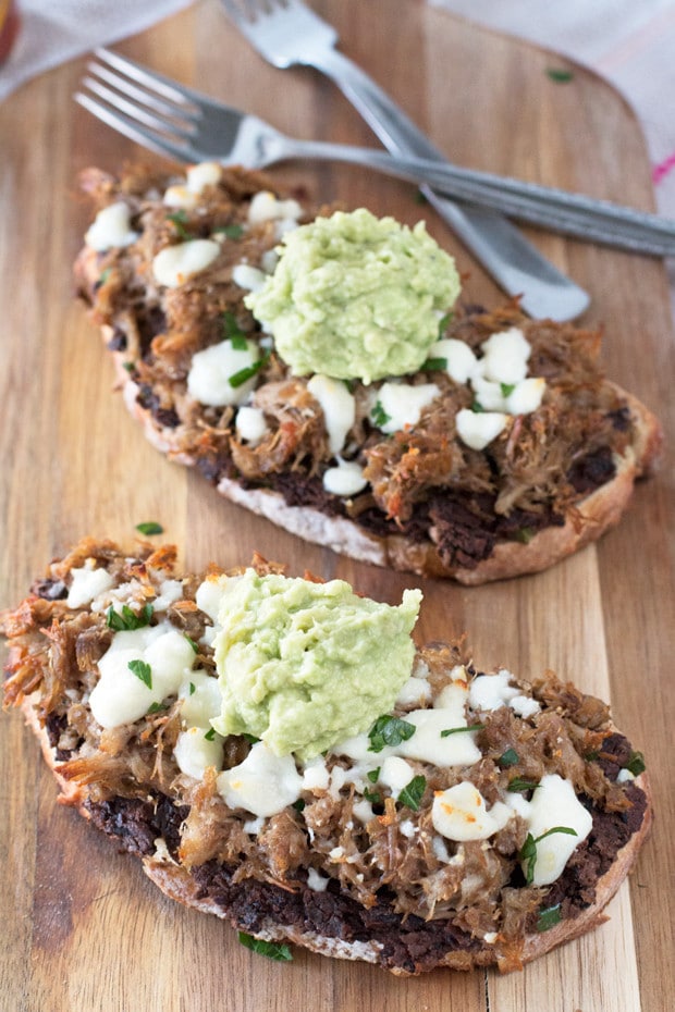 Mexican Pulled Pork Tartine (open-faced sandwich) | cakenknife.com