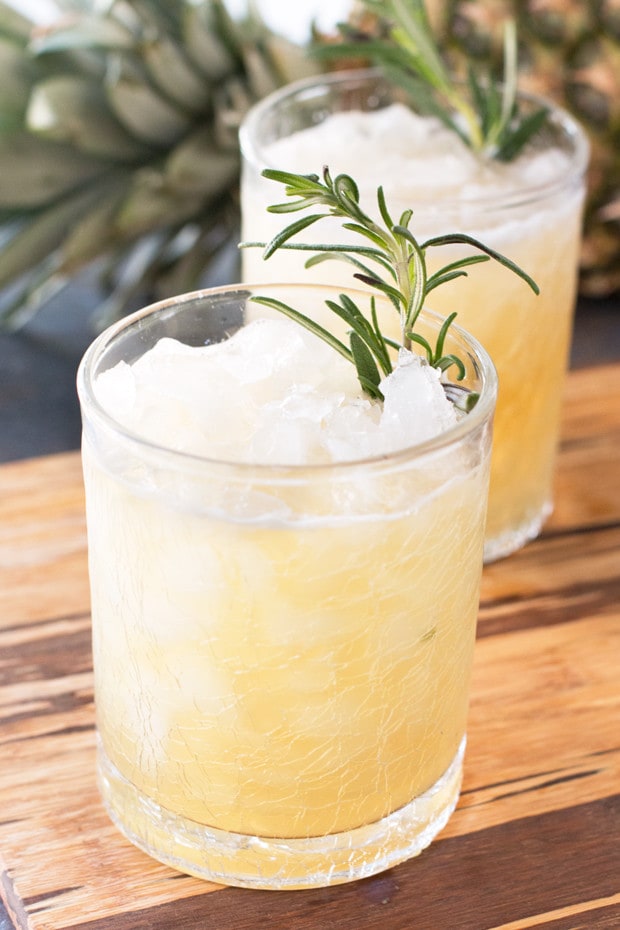 Pineapple Rosemary Smash | cakenknife.com