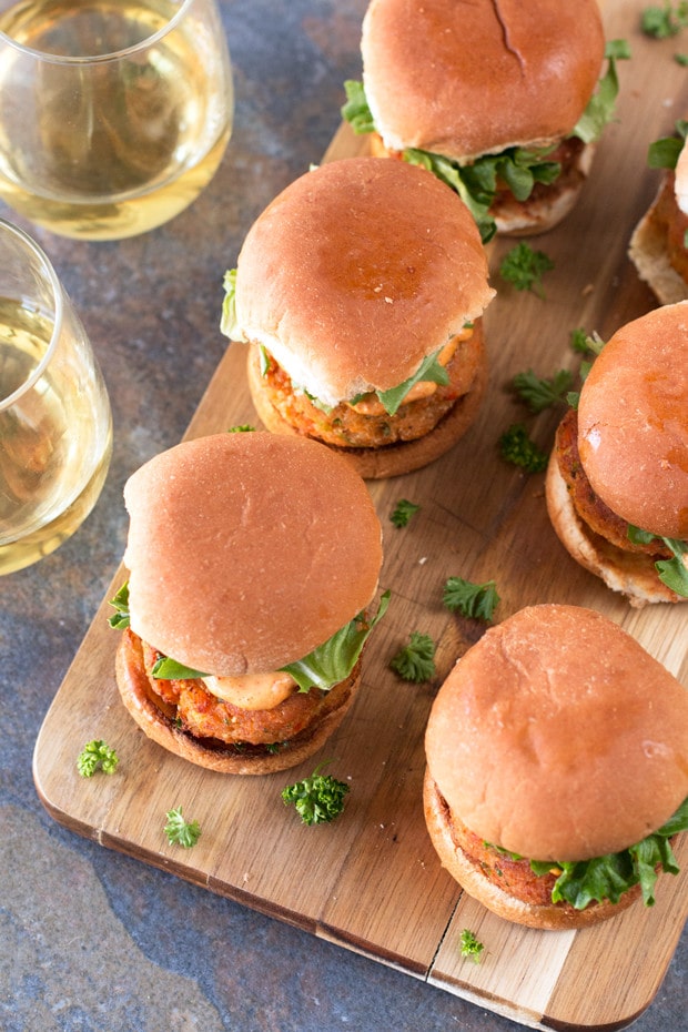 Salmon Cake Sliders with Spicy Mayo & A KitchenAid Giveaway! | cakenknife.com