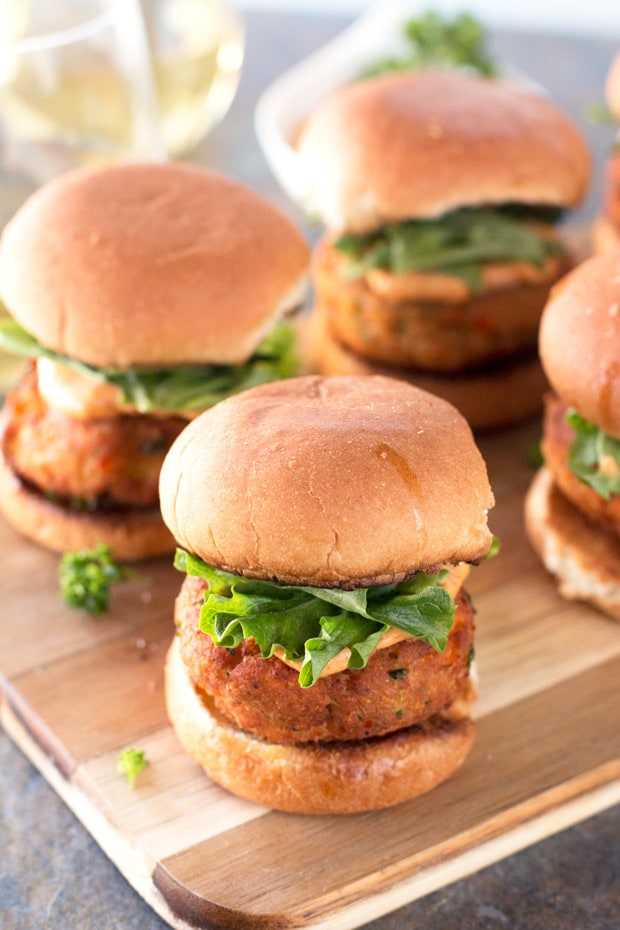 Salmon Cake Sliders with Spicy Mayo & A KitchenAid Giveaway! | cakenknife.com