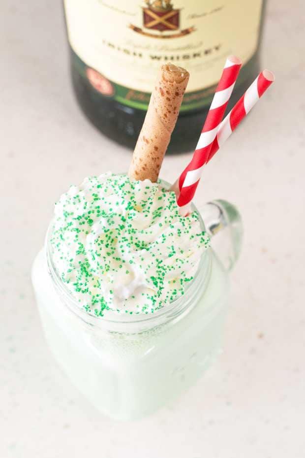 Boozy Green Shamrock Shake | cakenknife.com