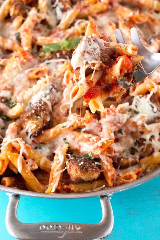 Chicken Parmesan Pasta Skillet | cakenknife.com