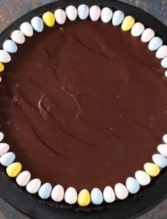 Chocolate Bourbon Caramel Tart | cakenknife.com