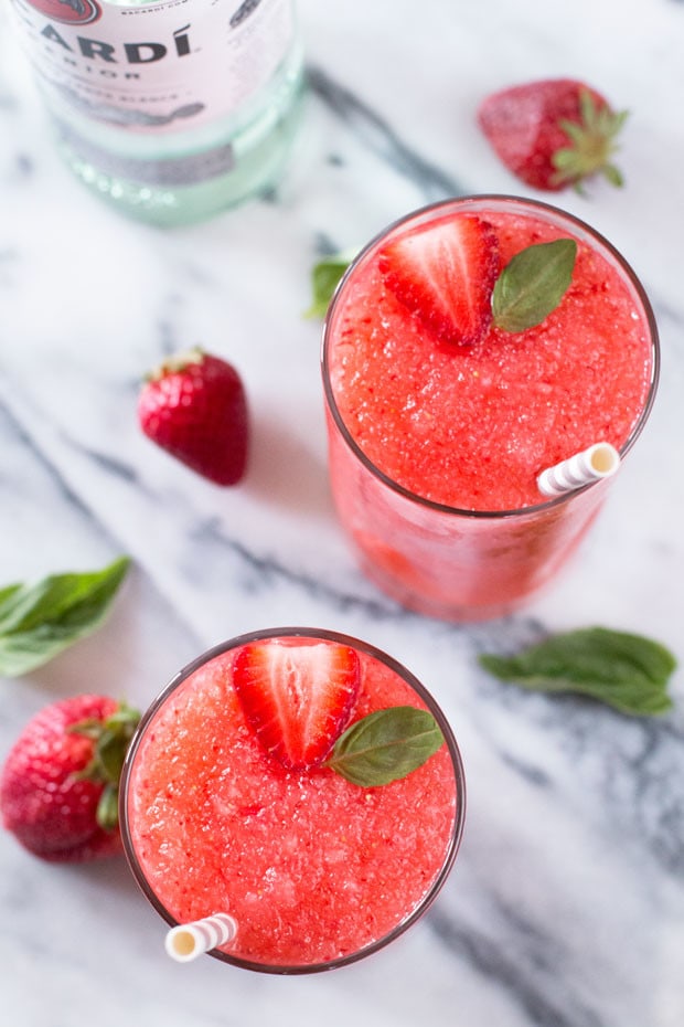 Strawberry Basil Frozen Daiquiris | cakenknife.com