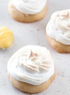Lemon Meringue Cookies | cakenknife.com