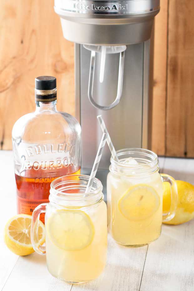 Sparkling Bourbon Peach Lemonade + A KitchenAid Sparkling Beverage Maker Giveaway! | cakenknife.com