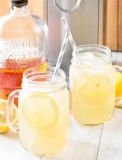 Sparkling Bourbon Peach Lemonade + A KitchenAid Sparkling Beverage Maker Giveaway! | cakenknife.com