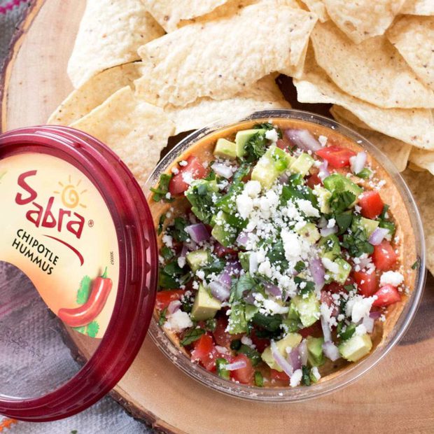 South of the Border Hummus with Sabra Hummus | cakenknife.com