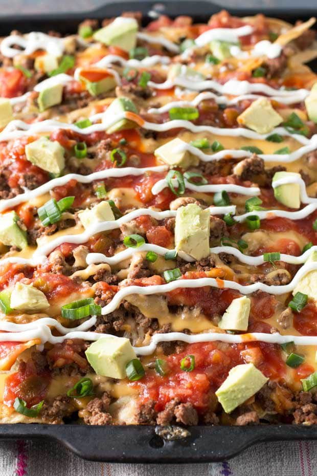 Loaded Nachos (Extra Spicy!} | cakenknife.com