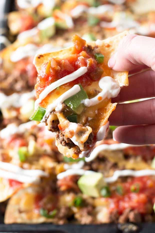 Loaded Nachos (Extra Spicy!} | cakenknife.com