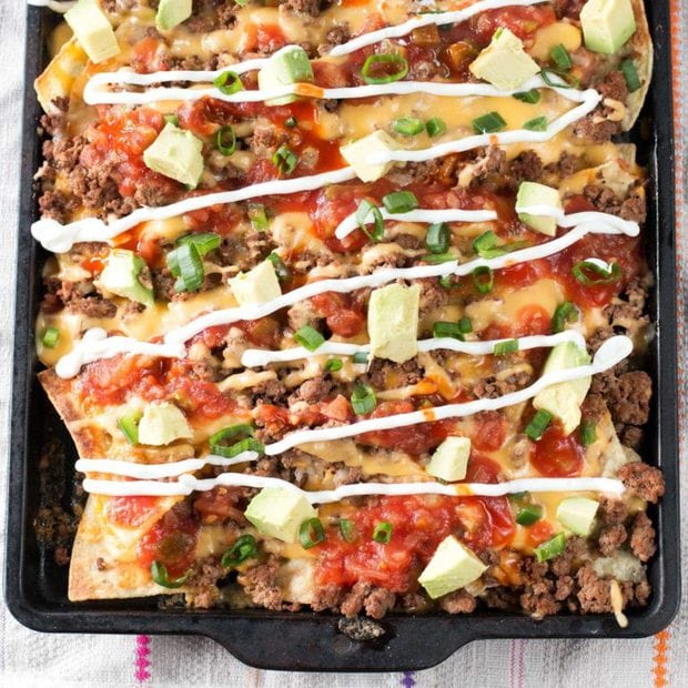 Loaded Nachos (Extra Spicy!} | cakenknife.com