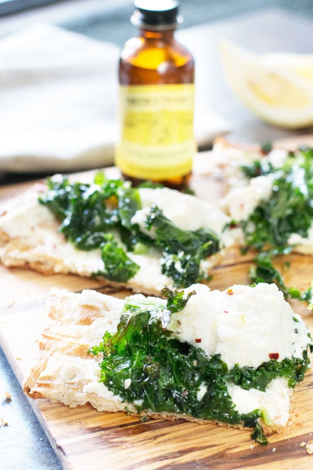 Grilled Lemon Kale Ricotta Flatbread | cakenknife.com