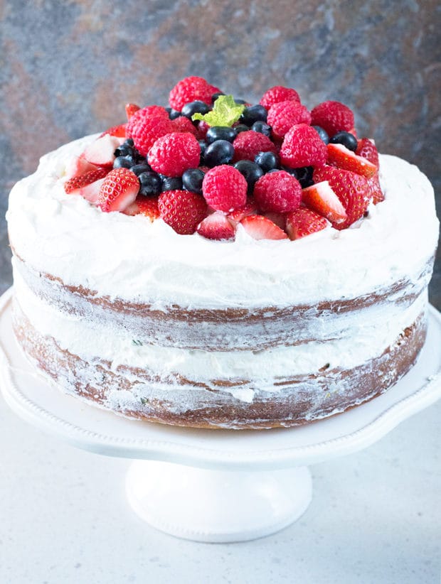 Mixed Berry Vanilla Bean Cake | cakenknife.com