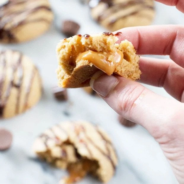 Caramel Stuffed Peanut Butter Cookies | cakenknife.com