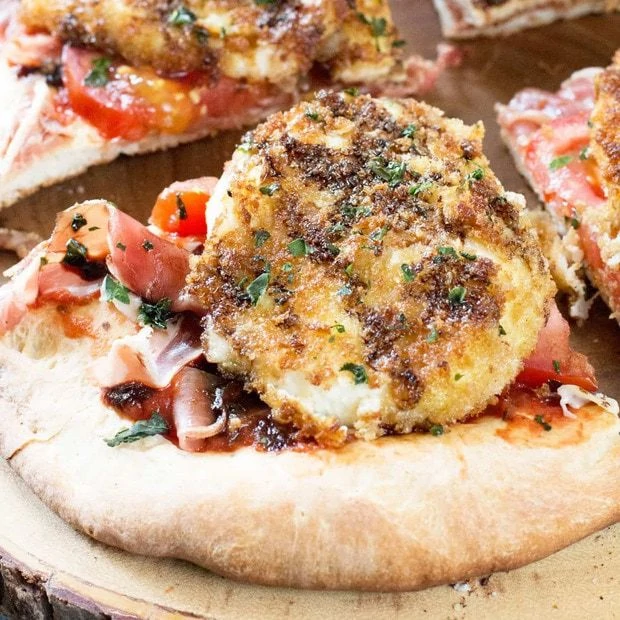 Fried Mozzarella Prosciutto Pizza | cakenknife.com