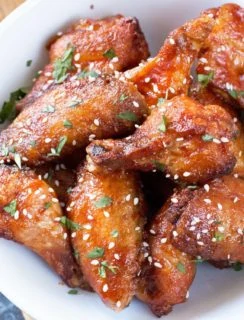 Grilled Honey Sriracha Wings | cakenknife.com